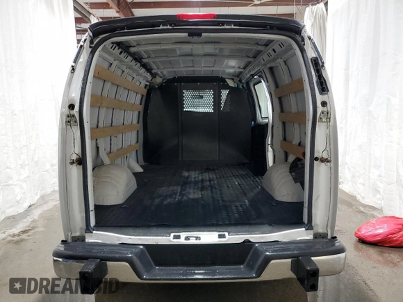 2023 Chevrolet Express Cargo с VIN 1GCWGAFPXP1244131, выставлен на аукционе Copart как лот 59627305 с пробегом 15 016 миль миль и Чистый • Clean title. История ставок и продаж доступна на DreamBid. Изображение 6.
