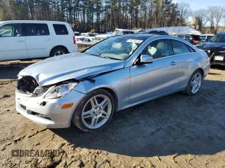 2013 Mercedes-Benz E-Class E 350 with VIN WDDKJ8JB3DF200710, listed as a Copart auction lot 46750215 with 140,926 mi miles and Clean Title. Bid and sale history available at carsss.com. Image 1.