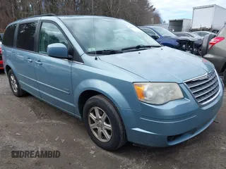 2008 Chrysler Town & Country Touring с VIN 2A8HR54P78R838548, выставлен на аукционе IAAI как лот 41855374 с пробегом 116 888 миль миль и . История ставок и продаж доступна на DreamBid. Изображение 1.