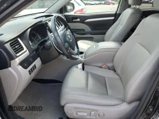 2018 Toyota Highlander Hybrid XLE with VIN 5TDJGRFH1JS038904, listed as a Copart auction lot 58176435 with 38,083 mi miles and Clean title. Bid and sale history available at DreamBid. Image 7.