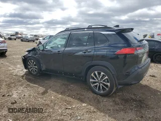 2024 Toyota Corolla Cross XLE z VIN 7MUDAABG9RV102170, wystawiony jako Copart lot #53101075 z przebiegiem 1 709 mil mil oraz Szkoda całkowita • Salvage title. Historia ofert i sprzedaży dostępna na DreamBid. Obrazek 2.