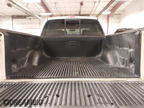 2008 Ford F-150 XLT with VIN 1FTPW14VX8FB40574, listed as a IAAI auction lot 41838267 with 171,069 mi miles. Bid and sale history available at carsss.com. Image 18.