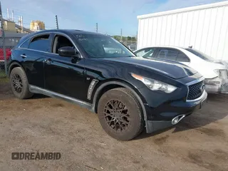 2017 Infiniti QX70 z VIN JN8CS1MU3HM141826, wystawiony jako IAAI lot #41846315 z przebiegiem Nie podano mil oraz . Historia ofert i sprzedaży dostępna na DreamBid. Obrazek 1.