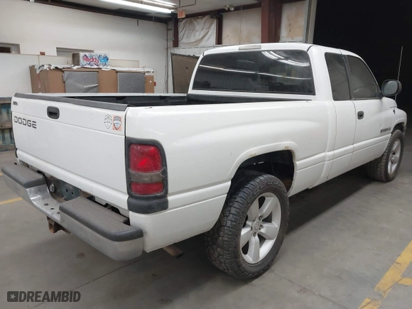 2001 Dodge Ram 1500 with VIN 3B7HC13Y41G741119, listed as a IAAI auction lot 41734781 with 1 mi miles. Bid and sale history available at carsss.com. Image 4.