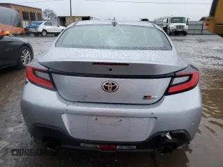 2024 Toyota 86 with VIN JF1ZNBB15R8755840, listed as a Copart auction lot 45542025 with 5,276 mi miles and Salvage Title. Bid and sale history available at DreamBid. Image 6.