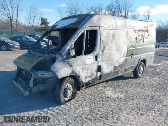 2020 Ram ProMaster Cargo with VIN 3C6URVJG5LE117155, listed as a IAAI auction lot 41299971 with Not Provided miles and . Bid and sale history available at carsss.com. Image 2.