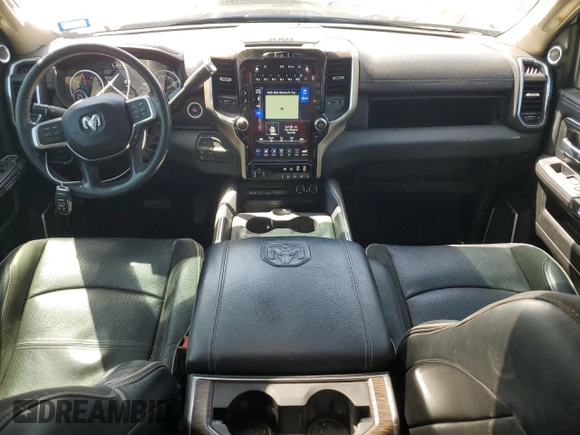 2019 Ram 2500 Laramie z VIN 3C6UR5NL2KG593602, wystawiony jako Copart lot #50212095 z przebiegiem 123 811 mil mil oraz Szkoda całkowita • Salvage title. Historia ofert i sprzedaży dostępna na DreamBid. Obrazek 8.