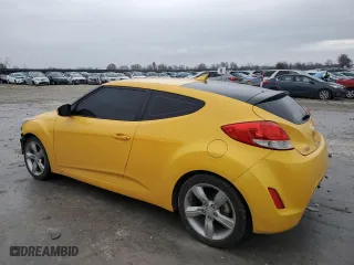 2014 Hyundai Veloster with VIN KMHTC6AD4EU215644, listed as a Copart auction lot 81913064 with 93,692 mi miles and Salvage Title. Bid and sale history available at carsss.com. Image 2.