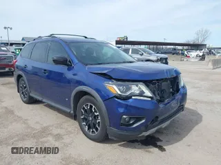 2019 Nissan Pathfinder SV z VIN 5N1DR2MN8KC623825, wystawiony jako IAAI lot #41685856 z przebiegiem 54 798 mil mil oraz . Historia ofert i sprzedaży dostępna na DreamBid. Obrazek 1.
