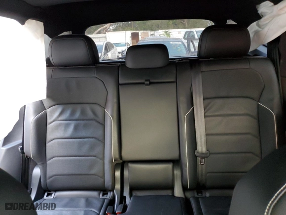 2022 Volkswagen Tiguan SEL R-Line with VIN 3VV4B7AX2NM159947, listed as a Copart auction lot 45084835 with 45,598 mi miles and Salvage Title. Bid and sale history available at carsss.com. Image 10.