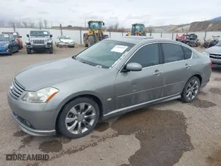 2006 Infiniti M35 with VIN JNKAY01E86M111872, listed as a IAAI auction lot 42056863 with 175,750 mi miles. Bid and sale history available at carsss.com. Image 2.
