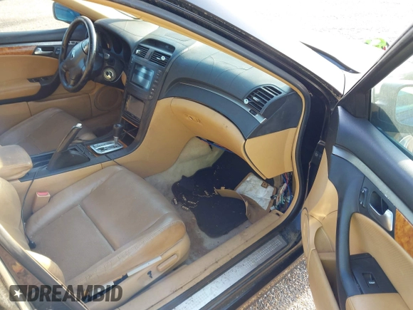 2004 Acura TL z VIN 19UUA662X4A063117, wystawiony jako IAAI lot #42149512 z przebiegiem 226 191 mil mil oraz . Historia ofert i sprzedaży dostępna na DreamBid. Obrazek 5.