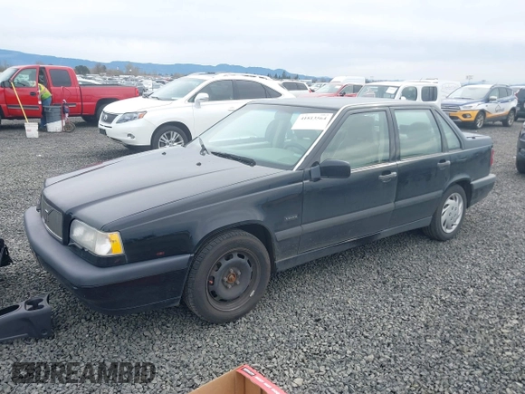 1996 Volvo S70 with VIN YV1LS5544T1300293, listed as a IAAI auction lot 41813564 with 187,746 mi miles. Bid and sale history available at carsss.com. Image 2.