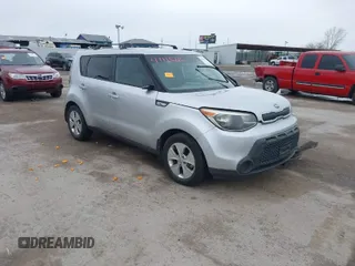 2015 Kia Soul with VIN KNDJN2A21F7777241, listed as a IAAI auction lot 41713236 with 168,115 mi miles. Bid and sale history available at carsss.com. Image 1.
