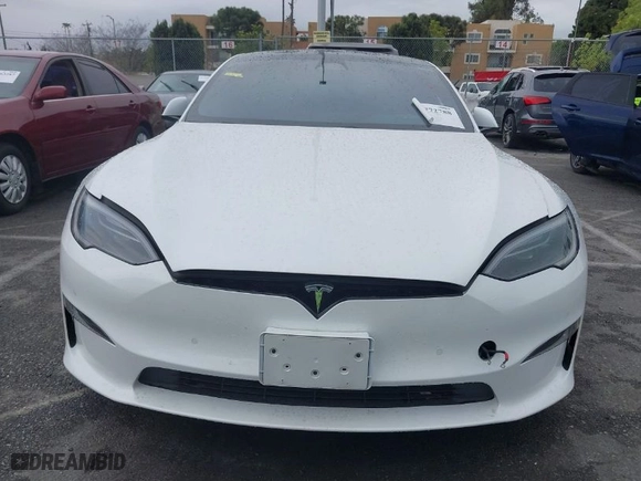 2022 Tesla Model S Plaid with VIN 5YJSA1E65NF488864, listed as a IAAI auction lot 41772788 with 33,915 mi miles. Bid and sale history available at carsss.com. Image 12.