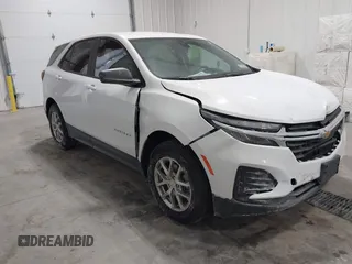 2024 Chevrolet Equinox LS z VIN 3GNAXSEG5RL159976, wystawiony jako IAAI lot #41339122 z przebiegiem 16 565 mil mil oraz . Historia ofert i sprzedaży dostępna na DreamBid. Obrazek 1.