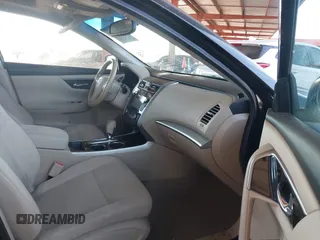 2014 Nissan Altima SL with VIN 1N4AL3AP7EC403087, listed as a IAAI auction lot 40977621 with 141,728 mi miles and . Bid and sale history available at DreamBid. Image 5.