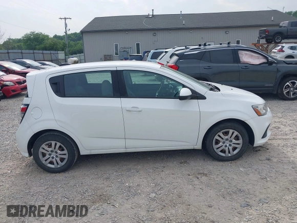 2018 Chevrolet Sonic LT with VIN 1G1JG6SH9J4107802, listed as a IAAI auction lot 42477241 with 107,091 mi miles and . Bid and sale history available at DreamBid. Image 13.