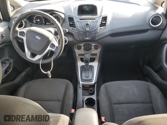 2015 Ford Fiesta SE z VIN 3FADP4EJ0FM108474, wystawiony jako Copart lot #78352184 z przebiegiem 160 583 mil mil oraz Szkoda całkowita • Salvage title. Historia ofert i sprzedaży dostępna na DreamBid. Obrazek 8.