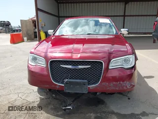 2019 Chrysler 300 Limited with VIN 2C3CCAEG3KH528635, listed as a IAAI auction lot 41953253 with 114,459 mi miles and . Bid and sale history available at DreamBid. Image 12.