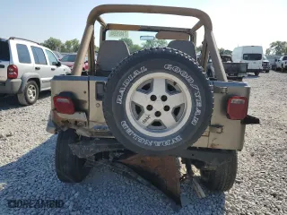 1988 Jeep Wrangler Sahara with VIN 2BCCV8121JB525518, listed as a Copart auction lot 71491994 with 252,317 mi miles and Salvage Title. Bid and sale history available at carsss.com. Image 6.