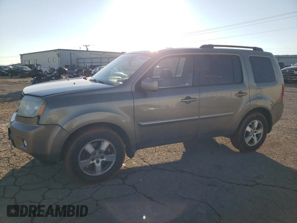 2010 Honda Pilot EX with VIN 5FNYF3H49AB002536, listed as a Copart auction lot 87884825 with 130,108 mi miles and Salvage Title. Bid and sale history available at carsss.com. Image 1.