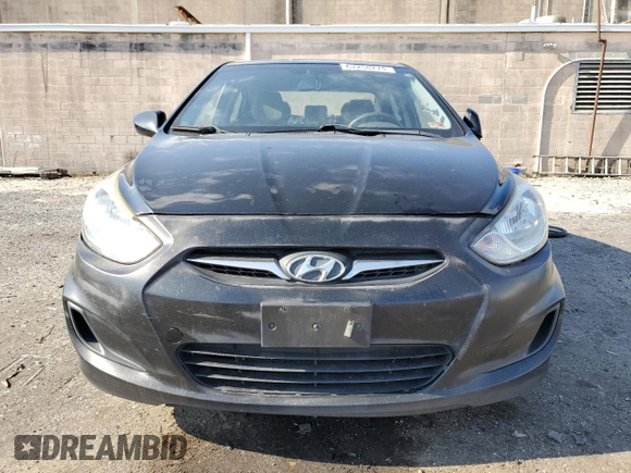 2012 Hyundai Accent GLS z VIN KMHCU4AE5CU059573, wystawiony jako Copart lot #51842315 z przebiegiem 232 144 mil mil oraz Nie do naprawy. Historia ofert i sprzedaży dostępna na DreamBid. Obrazek 5.