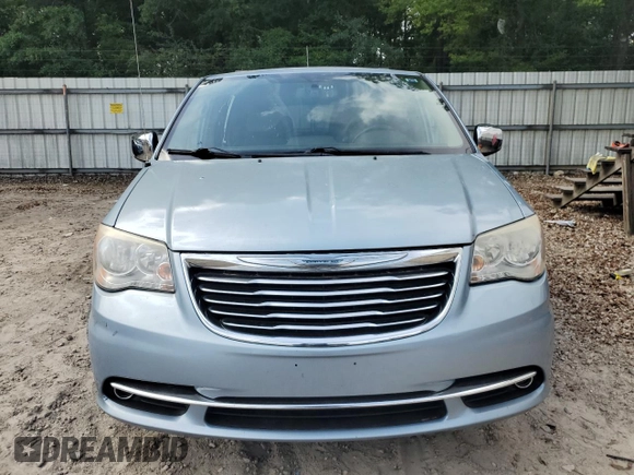 2013 Chrysler Town & Country Touring L with VIN 2C4RC1CG6DR608159, listed as a Copart auction lot 54582165 with 216,369 mi miles and Salvage Title. Bid and sale history available at DreamBid. Image 5.