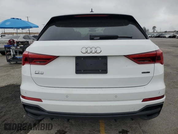 2023 Audi Q3 S line Premium z VIN WA1DECF35P1042412, wystawiony jako Copart lot #56013225 z przebiegiem 37 715 mil mil oraz Szkoda całkowita • Salvage title. Historia ofert i sprzedaży dostępna na DreamBid. Obrazek 6.