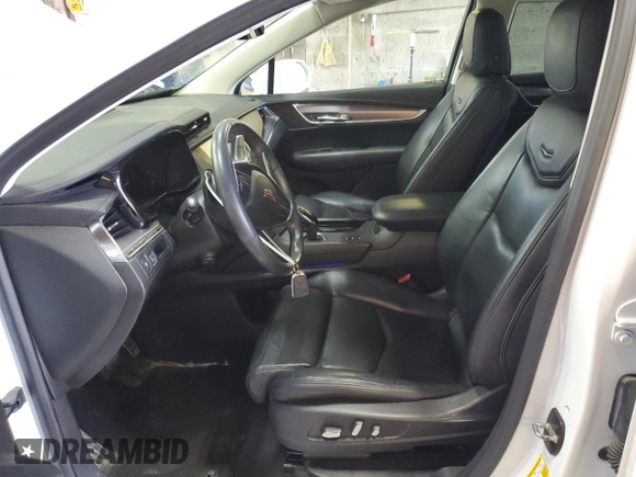 2017 Cadillac XT5 Luxury AWD z VIN 1GYKNDRS8HZ232837, wystawiony jako Copart lot #48743625 z przebiegiem 103 469 mil mil oraz Szkoda całkowita • Salvage title. Historia ofert i sprzedaży dostępna na DreamBid. Obrazek 7.