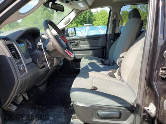 2016 Ram 1500 Express z VIN 1C6RR6FTXGS189585, wystawiony jako Copart lot #55665575 z przebiegiem 155 703 mil mil oraz Szkoda całkowita • Salvage title. Historia ofert i sprzedaży dostępna na DreamBid. Obrazek 7.