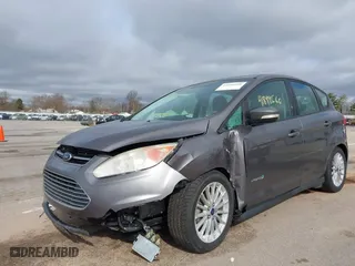 2014 Ford C-Max Hybrid SE with VIN 1FADP5AU6EL513969, listed as a IAAI auction lot 41899566 with 122,239 mi miles. Bid and sale history available at carsss.com. Image 6.