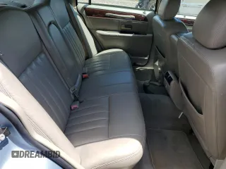 2007 Lincoln Town Car Signature z VIN 1LNHM81V17Y612098, wystawiony jako Copart lot #54874515 z przebiegiem 243 252 mil mil oraz Szkody całkowita. Historia ofert i sprzedaży dostępna na DreamBid. Obrazek 10.