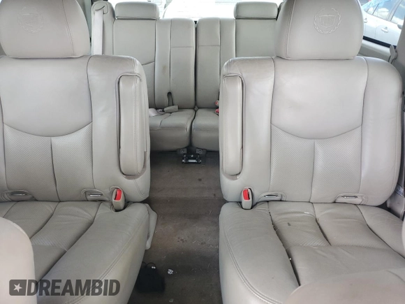 2004 Cadillac Escalade z VIN 1GYEC63T04R277457, wystawiony jako Copart lot #78555564 z przebiegiem 170 153 mil mil oraz Szkoda całkowita • Salvage title. Historia ofert i sprzedaży dostępna na DreamBid. Obrazek 10.