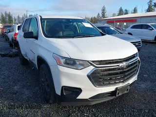 2020 Chevrolet Traverse LS with VIN 1GNEVFKW9LJ100826, listed as a IAAI auction lot 41227311 with 77,327 mi miles. Bid and sale history available at carsss.com. Image 1.