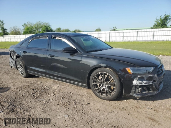 2021 Audi A8 z VIN WAU8DAF82MN007466, wystawiony jako Copart lot #52255715 z przebiegiem Nie podano mil oraz Szkoda całkowita • Salvage title. Historia ofert i sprzedaży dostępna na DreamBid. Obrazek 4.