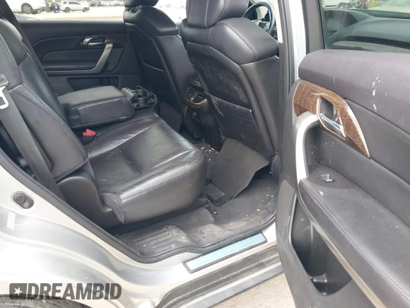 2010 Acura MDX Technology Pkg with VIN 2HNYD2H62AH520333, listed as a IAAI auction lot 41737954 with 180,364 mi miles. Bid and sale history available at carsss.com. Image 8.