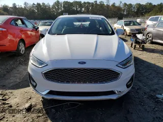 2019 Ford Fusion Hybrid Titanium with VIN 3FA6P0RU0KR181864, listed as a Copart auction lot 68120242 with 102,249 mi miles. Bid and sale history available at carsss.com. Image 5.