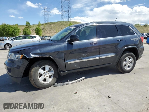 2013 Jeep Grand Cherokee Laredo с VIN 1C4RJFAG7DC645932, выставлен на аукционе Copart как лот 57969715 с пробегом 165 717 миль миль и Списание • Salvage title. История ставок и продаж доступна на DreamBid. Изображение 1.