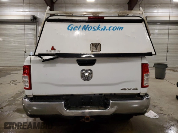 2019 Ram 2500 Tradesman z VIN 3C6UR5CL9KG719814, wystawiony jako Copart lot #50293335 z przebiegiem 126 270 mil mil oraz Szkoda całkowita • Salvage title. Historia ofert i sprzedaży dostępna na DreamBid. Obrazek 6.