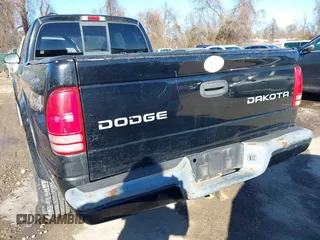 2004 Dodge Dakota Sport with VIN 1D7HG32N24S518815, listed as a IAAI auction lot 41408182 with 267,160 mi miles. Bid and sale history available at carsss.com. Image 14.