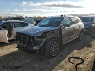 2019 Lincoln Nautilus Reserve with VIN 2LMPJ6LPXKBL46579, listed as a Copart auction lot 73732523 with 44,109 mi miles. Bid and sale history available at carsss.com. Image 1.
