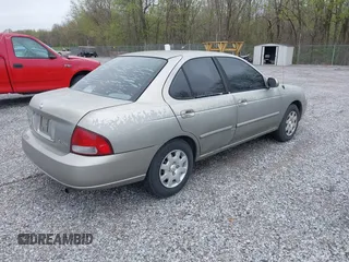 2002 Nissan Sentra GXE z VIN 3N1CB51D32L610845, wystawiony jako IAAI lot #41897848 z przebiegiem 118 472 mil mil oraz . Historia ofert i sprzedaży dostępna na DreamBid. Obrazek 4.