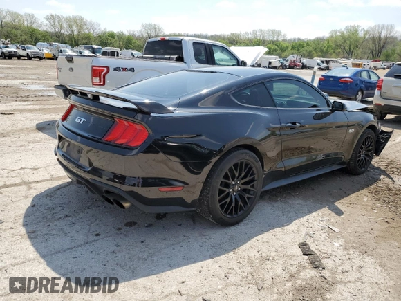 2018 Ford Mustang GT z VIN 1FA6P8CF4J5106417, wystawiony jako Copart lot #53315025 z przebiegiem 61 852 mil mil oraz Szkoda całkowita • Salvage title. Historia ofert i sprzedaży dostępna na DreamBid. Obrazek 3.