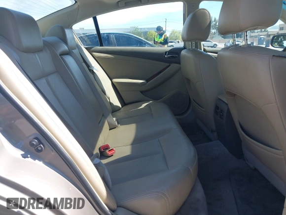 2008 Nissan Altima 2.5 SL with VIN 1N4AL21EX8N444962, listed as a IAAI auction lot 42024684 with 262,819 mi miles. Bid and sale history available at carsss.com. Image 8.