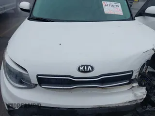 2018 Kia Soul with VIN KNDJN2A27J7533702, listed as a IAAI auction lot 41518778 with 108,529 mi miles. Bid and sale history available at carsss.com. Image 10.