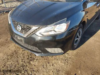 2016 Nissan Sentra SR with VIN 3N1AB7AP0GL650501, listed as a IAAI auction lot 41740921 with 100,386 mi miles. Bid and sale history available at carsss.com. Image 6.