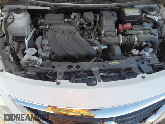 2016 Nissan Versa S z VIN 3N1CN7AP4GL884530, wystawiony jako Copart lot #50576085 z przebiegiem 79 627 mil mil oraz Szkoda całkowita • Salvage title. Historia ofert i sprzedaży dostępna na DreamBid. Obrazek 13.