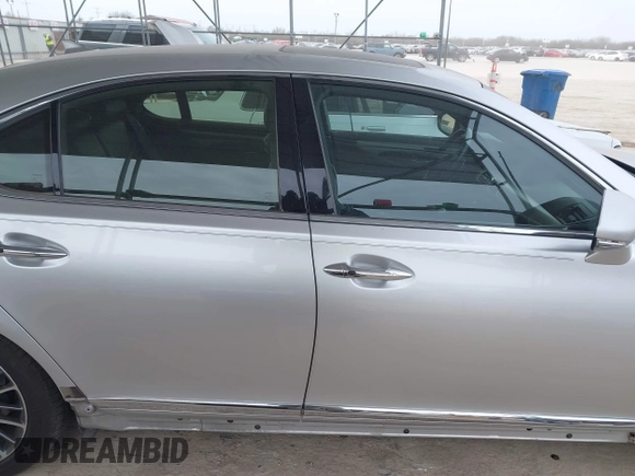 2013 Lexus LS 460 with VIN JTHBL5EF2D5121288, listed as a IAAI auction lot 41626678 with 142,132 mi miles and . Bid and sale history available at DreamBid. Image 14.
