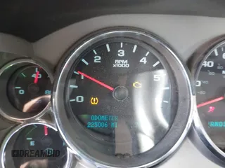 2011 Chevrolet Silverado 1500 LT with VIN 3GCPCSEA1BG296020, listed as a IAAI auction lot 41825565 with 225,006 mi miles and . Bid and sale history available at DreamBid. Image 7.